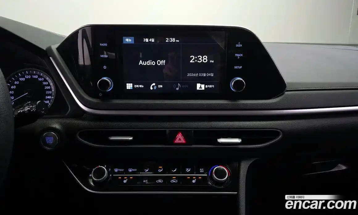 Hyundai Sonata 2020 2.0 Автомат в Москве № 319350, фото 13