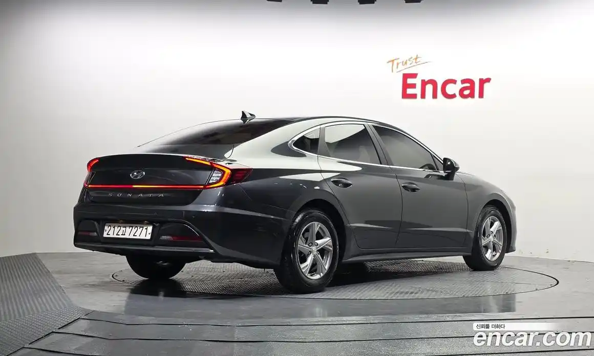 Hyundai Sonata 2020 2.0 Автомат в Москве № 319350, фото 15