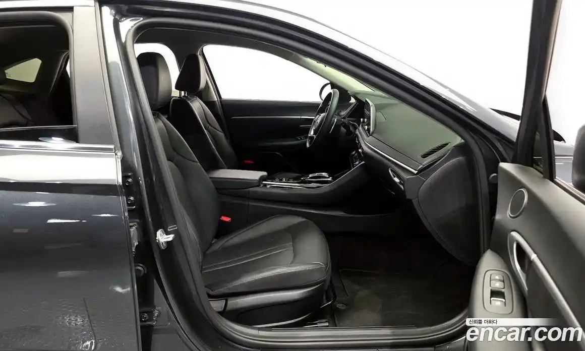 Hyundai Sonata 2020 2.0 Автомат в Москве № 319350, фото 6