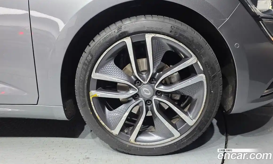 Renault SM6 2016 1.6 Автомат в Москве № 329142, фото 6