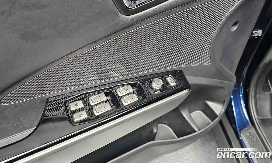 SsangYong TIBOLI 2016 1.6 Автомат в Москве № 33030, фото 15