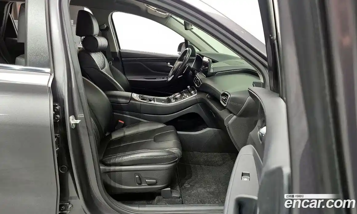 Hyundai Santa Fe 2021 2.2 Автомат в Москве № 331259, фото 12