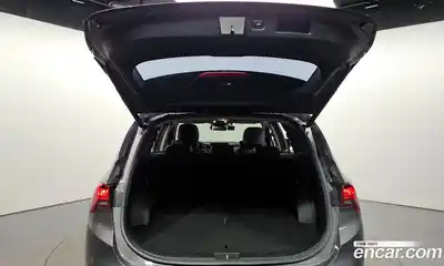 Hyundai Santa Fe 2021 2.2 Автомат в Москве № 331259, миниатюра 4