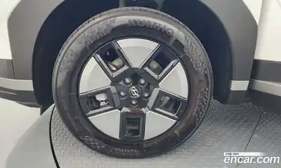 Hyundai Santa Fe 2024 1.6 Автомат в Москве № 334788, миниатюра 3