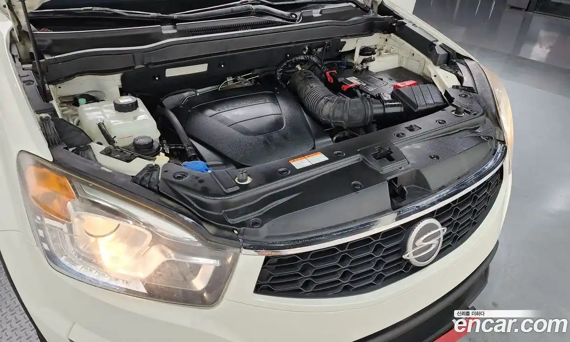 SsangYong Korando 2015 2.0 Автомат в Москве № 35599, фото 13