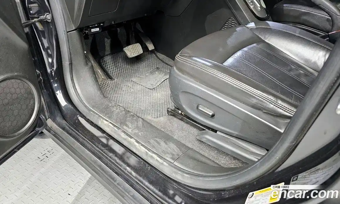 Chevrolet Orlando 2013 2.0 Автомат в Москве № 36799, фото 3