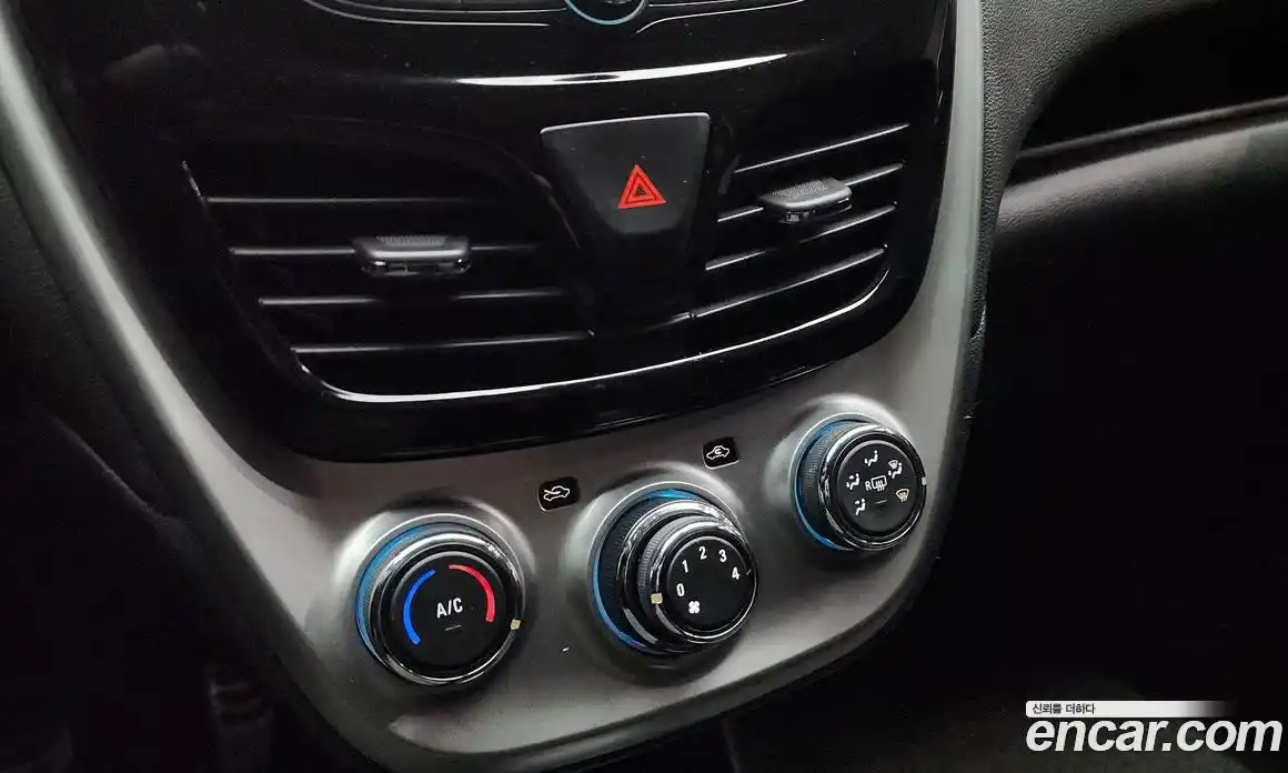 Chevrolet Spark 2016 1.0 Автомат в Москве № 39973, фото 10