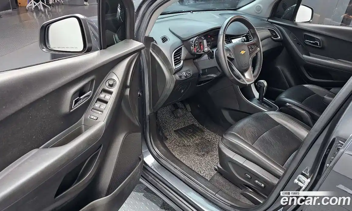 Chevrolet Trax 2017 1.4 Автомат в Москве № 42131, фото 12