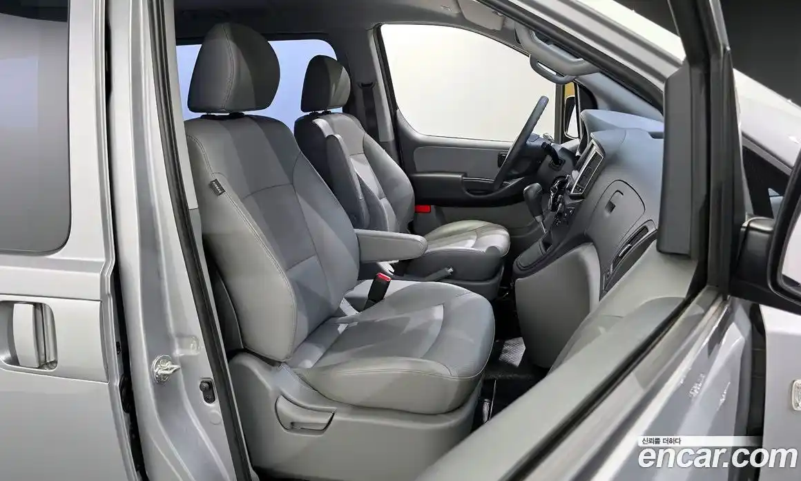 Hyundai Starex 2021 2.5 Автомат в Москве № 48254, фото 6