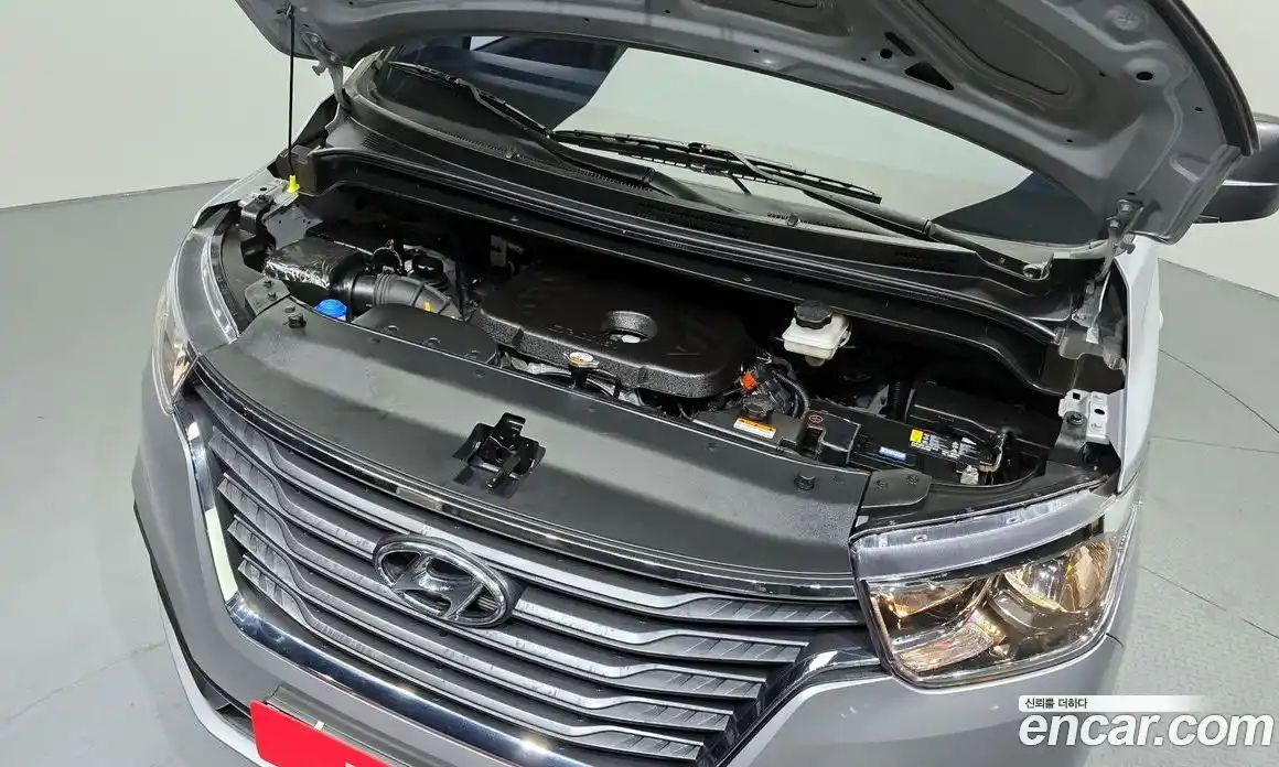 Hyundai Starex 2021 2.5 Автомат в Москве № 48254, фото 9