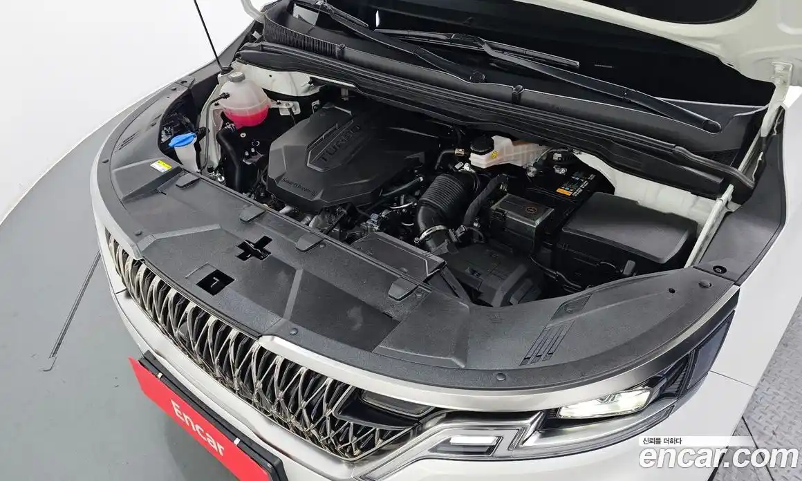 Kia Canival 2023 2.2 Автомат в Москве № 51389, фото 18