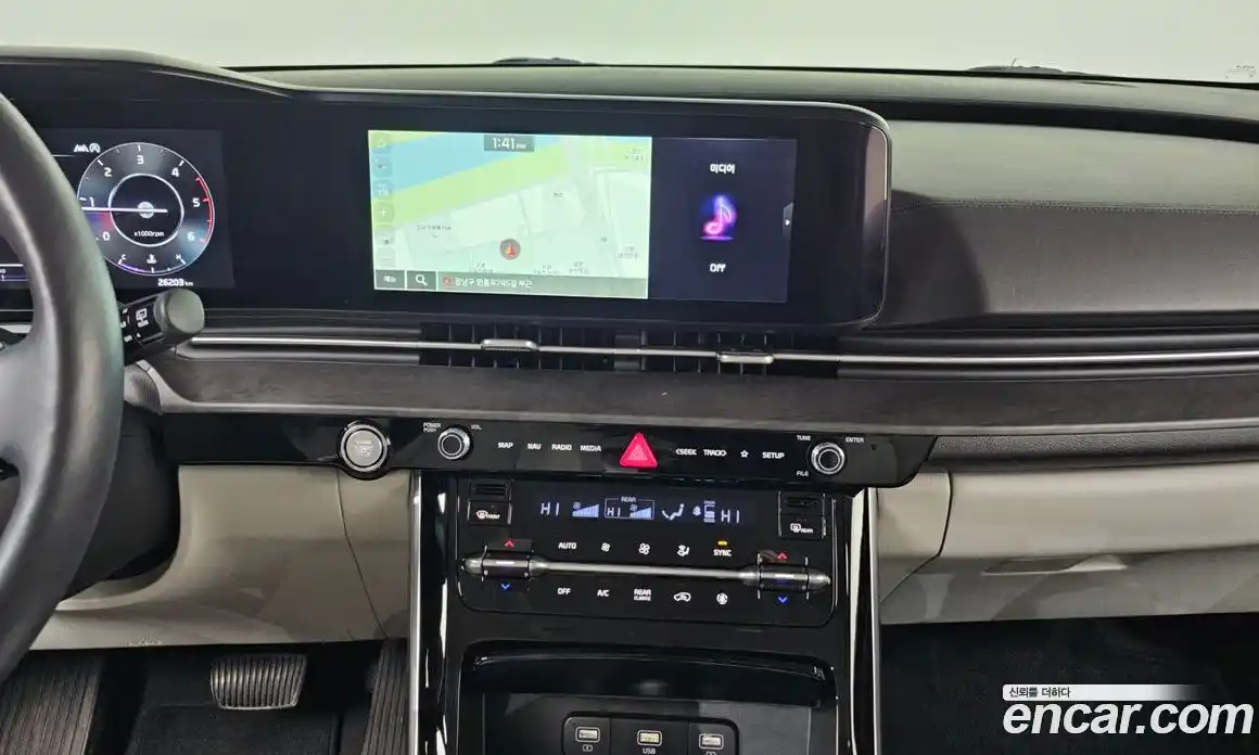 Kia Canival 2023 2.2 Автомат в Москве № 51389, фото 19