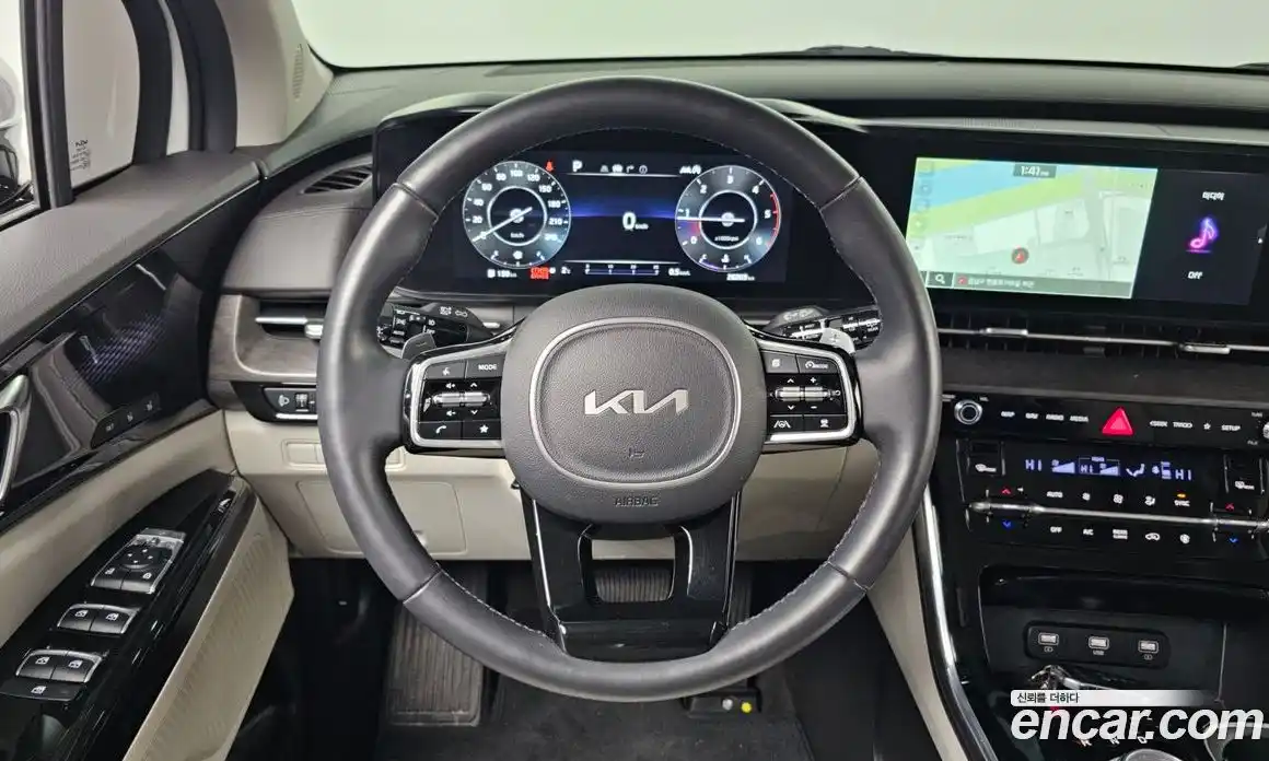 Kia Canival 2023 2.2 Автомат в Москве № 51389, фото 4
