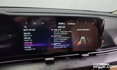 Kia Canival 2023 3.5 Автомат в Москве № 54403, миниатюра 8