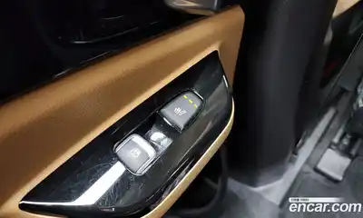 Kia Canival 2023 3.5 Автомат в Москве № 54403, миниатюра 10