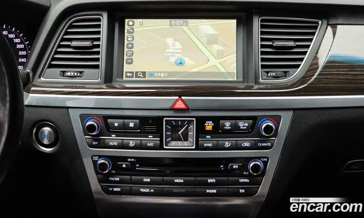 Genesis G80 2017 3.3 Автомат в Москве № 56590, фото 3