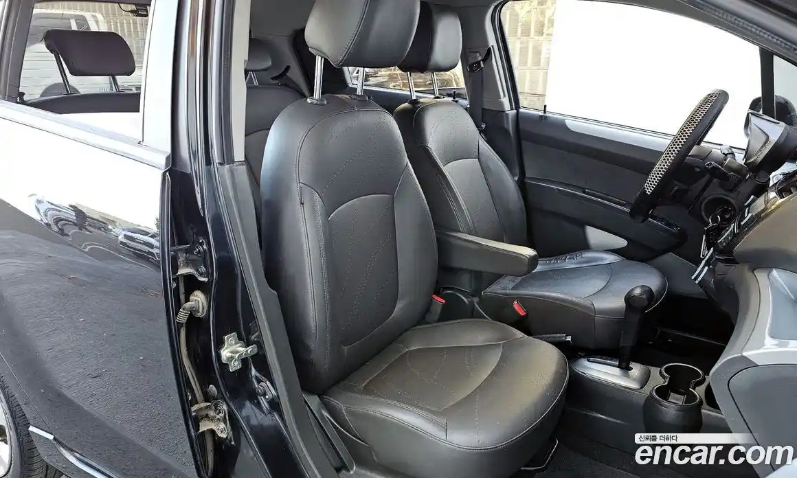 Chevrolet Spark 2014 1.0 Автомат в Москве № 62043, фото 15