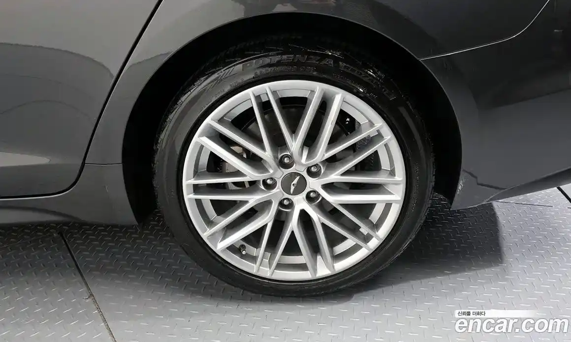 Genesis G70 2019 2.0 Автомат в Москве № 77048, фото 13