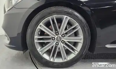 Genesis G80 2017 3.3 Автомат в Москве № 84568, миниатюра 2