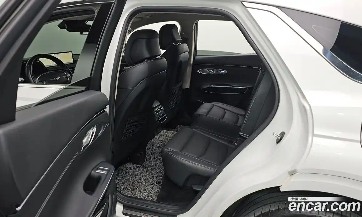 Genesis GV70 2023 2.5 Автомат в Москве № 876, фото 16