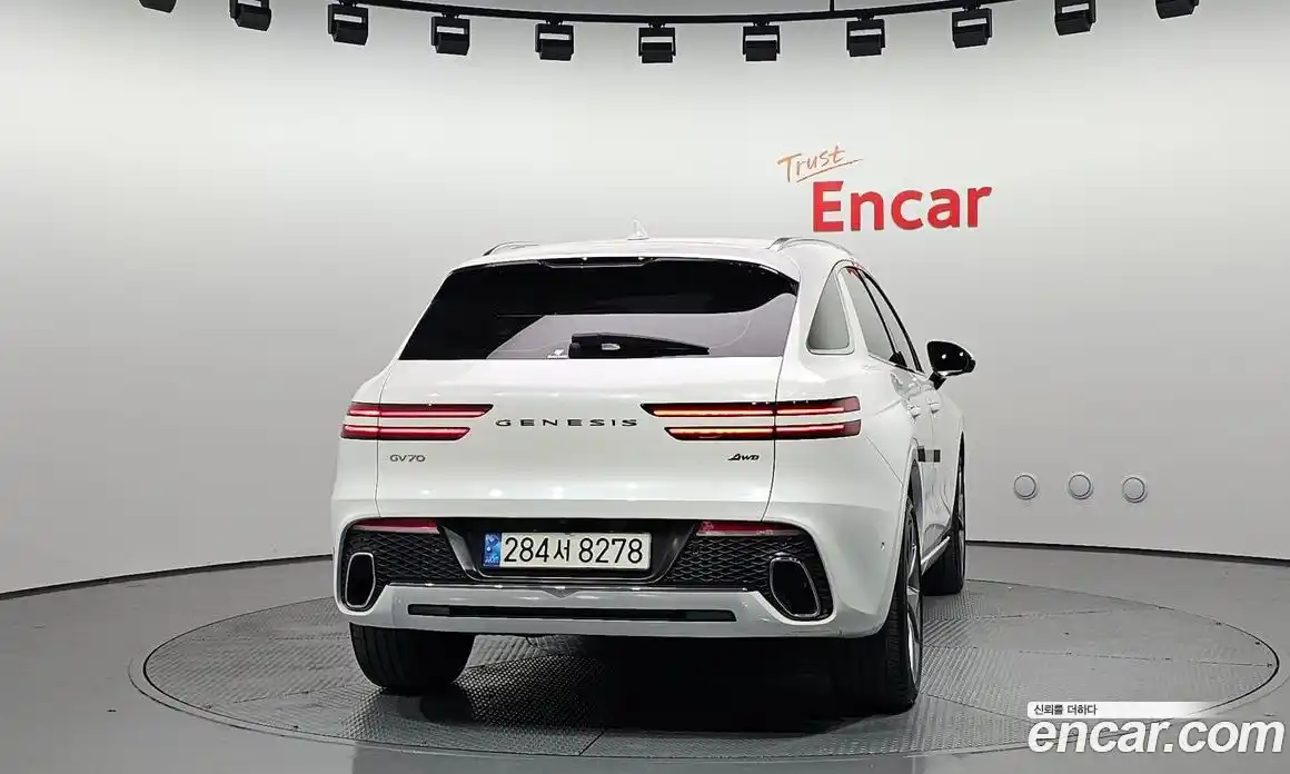 Genesis GV70 2023 2.5 Автомат в Москве № 876, фото 5