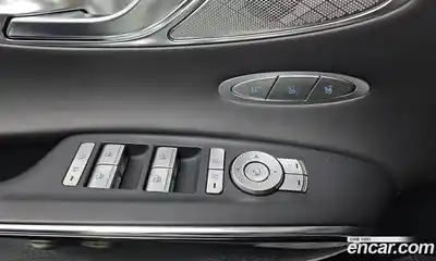 Genesis GV70 2023 2.5 Автомат в Москве № 876, миниатюра 10