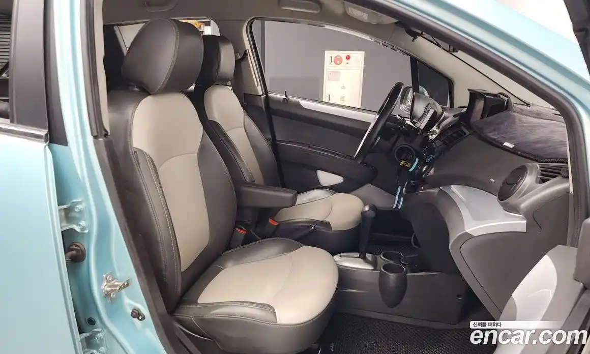 Chevrolet Spark 2012 1.0 Автомат в Москве № 100214, фото 10