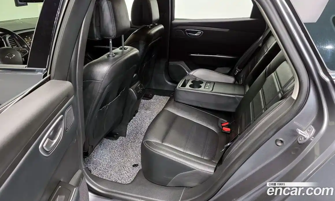 Renault SM6 2022 1.3 Автомат в Москве № 107257, фото 3