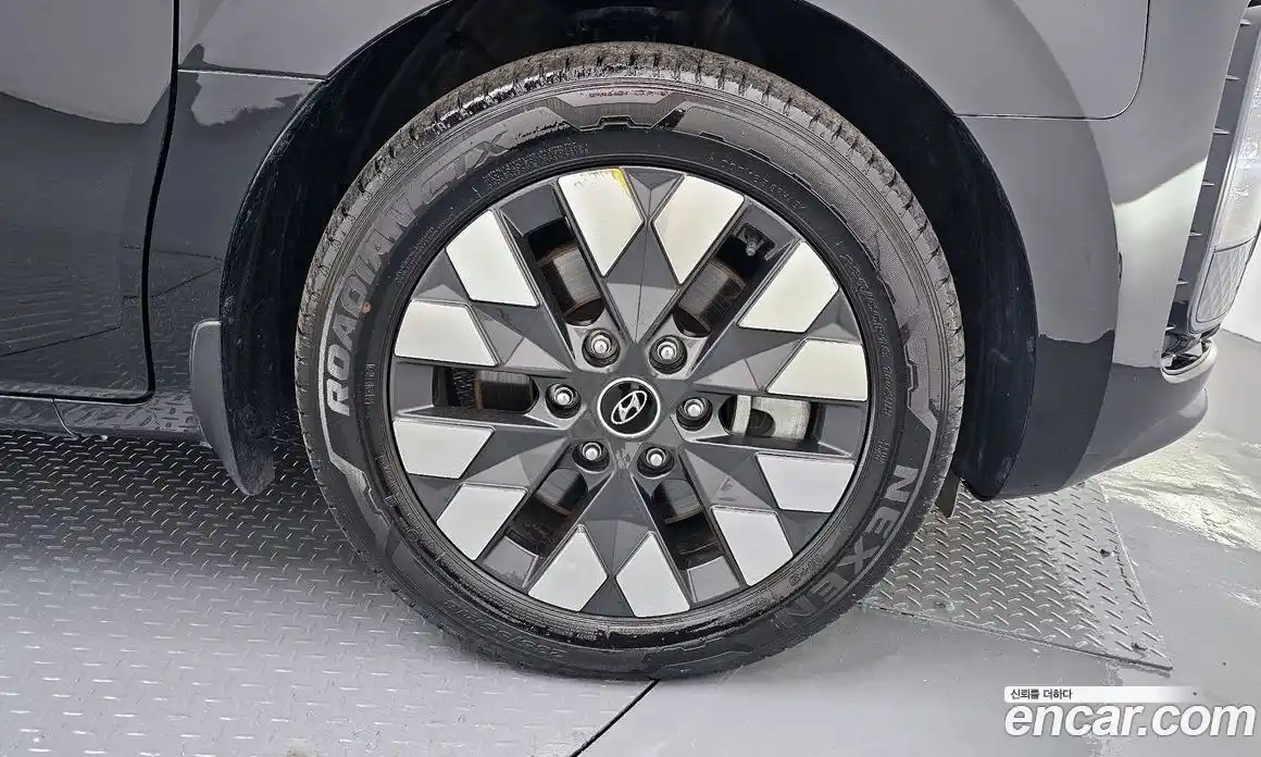 Hyundai Staria 2023 2.2 Автомат в Москве № 108296, фото 15