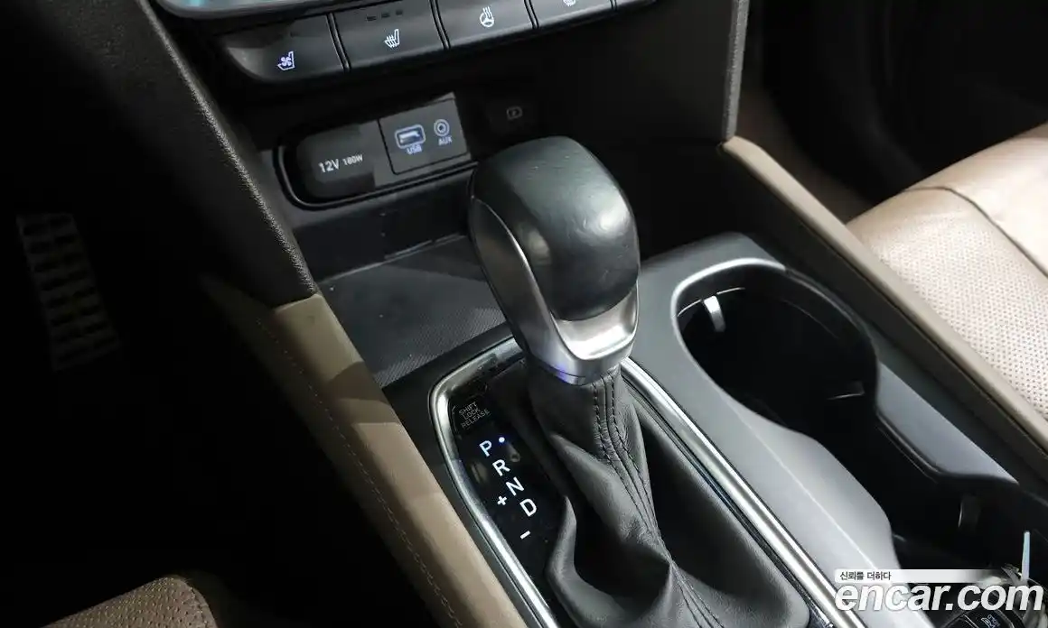 Hyundai Santa Fe 2020 2.0 Автомат в Москве № 108491, фото 11