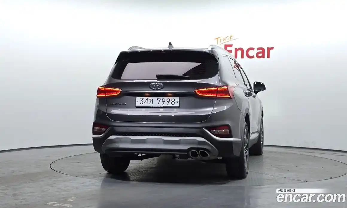 Hyundai Santa Fe 2020 2.0 Автомат в Москве № 108491, фото 13