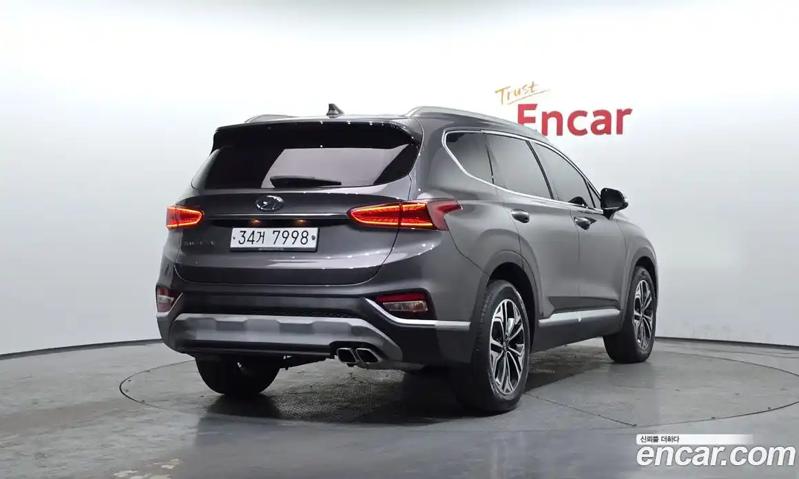 Hyundai Santa Fe 2020 2.0 Автомат в Москве № 108491, фото 15