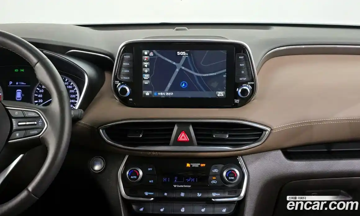 Hyundai Santa Fe 2020 2.0 Автомат в Москве № 108491, фото 16