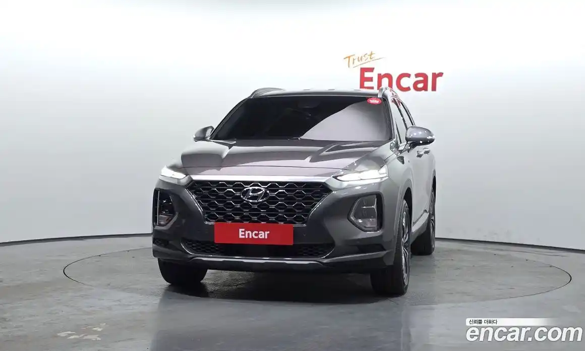 Hyundai Santa Fe 2020 2.0 Автомат в Москве № 108491, фото 17