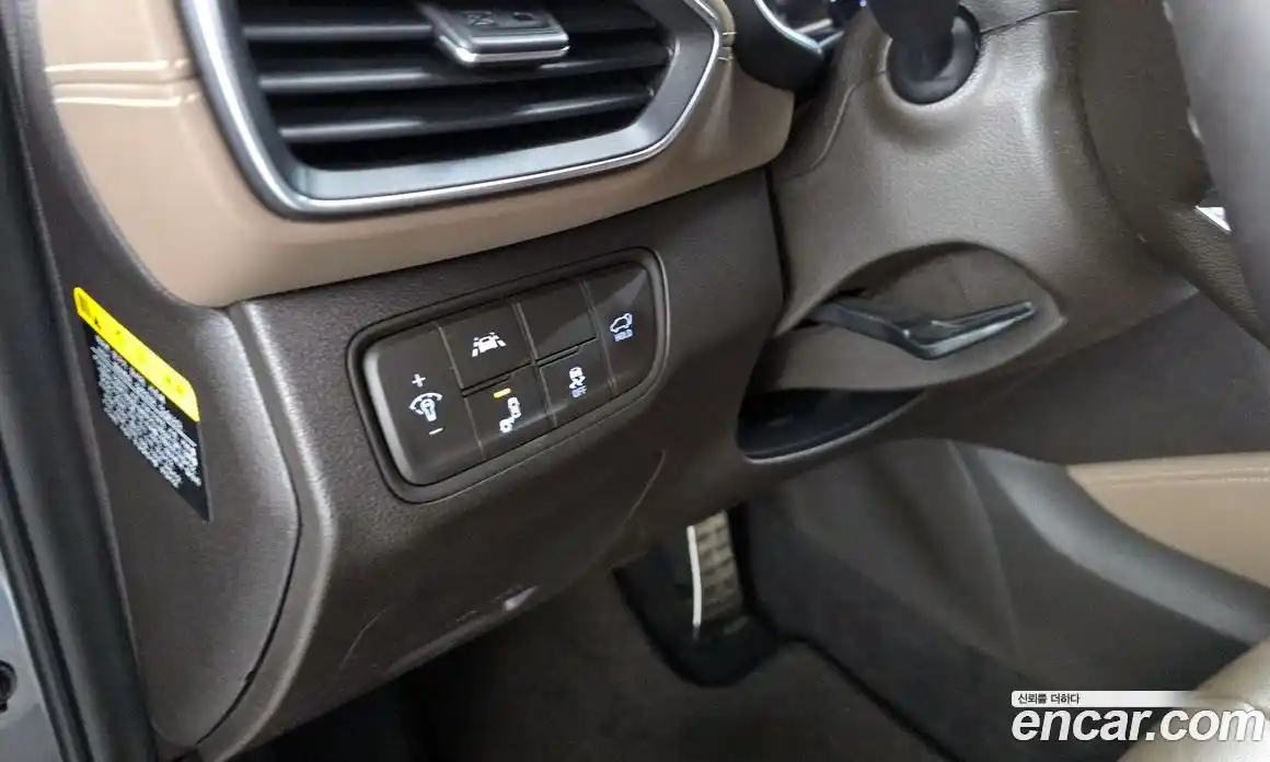 Hyundai Santa Fe 2020 2.0 Автомат в Москве № 108491, фото 7