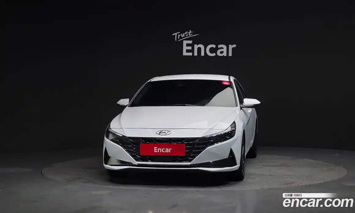 Hyundai Avante 2023 1.6 Автомат в Москве № 112295, фото 7