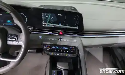 Hyundai Avante 2023 1.6 Автомат в Москве № 112295, миниатюра 10