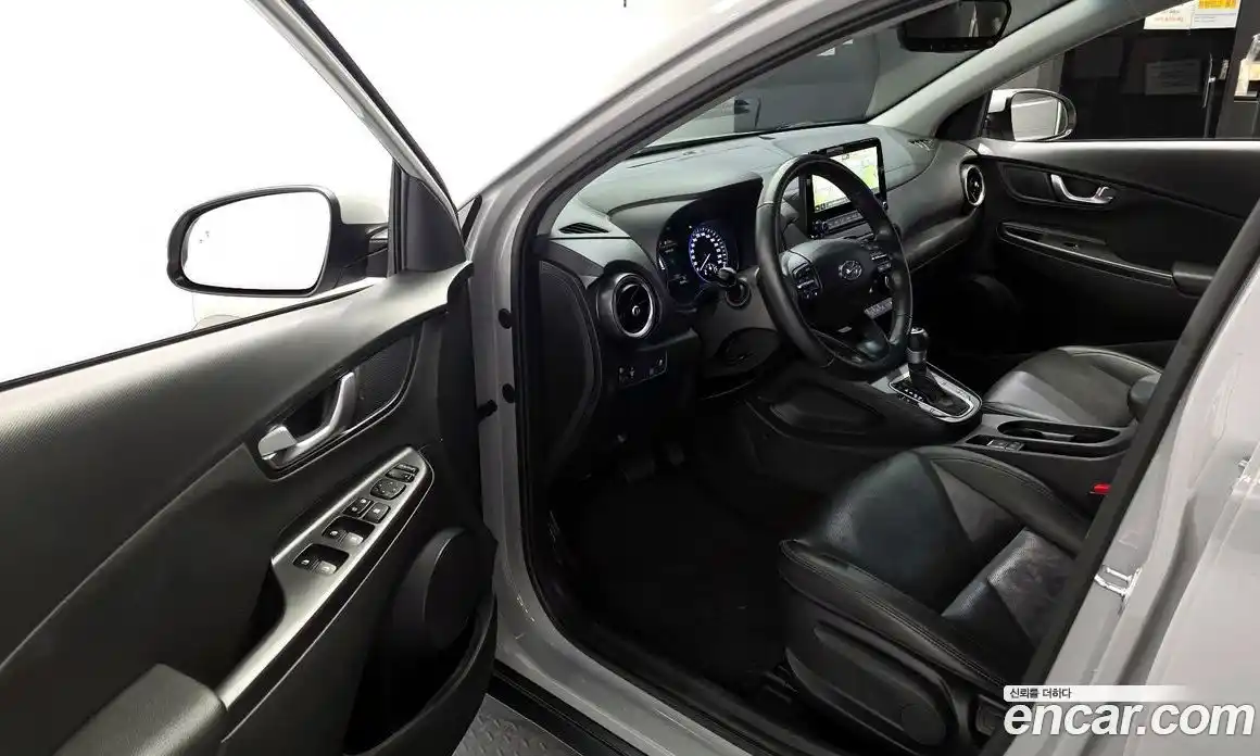 Hyundai Kona 2021 1.6 Автомат в Москве № 112406, фото 16