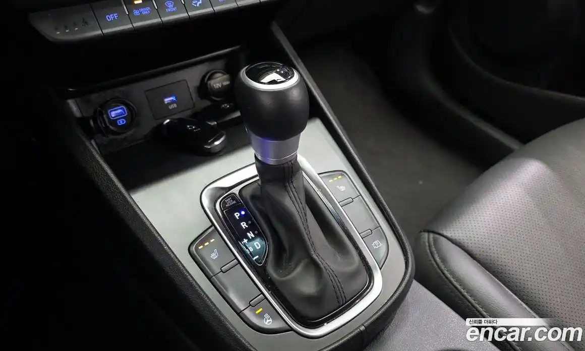 Hyundai Kona 2021 1.6 Автомат в Москве № 112406, фото 7