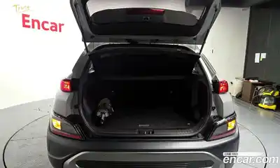 Hyundai Kona 2021 1.6 Автомат в Москве № 112406, миниатюра 8