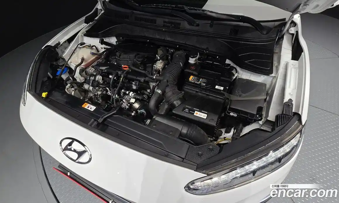 Hyundai Kona 2021 1.6 Автомат в Москве № 112974, фото 12