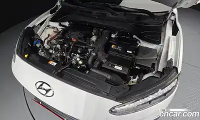 Hyundai Kona 2021 1.6 Автомат в Москве № 112974, миниатюра 12