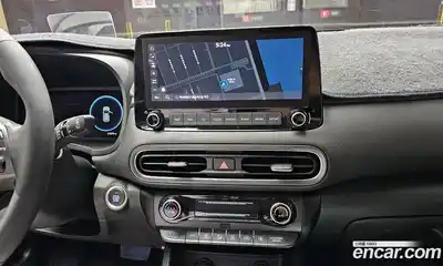 Hyundai Kona 2021 1.6 Автомат в Москве № 112974, миниатюра 2