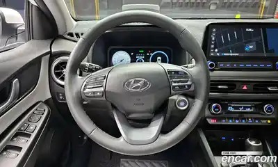 Hyundai Kona 2021 1.6 Автомат в Москве № 112974, миниатюра 4