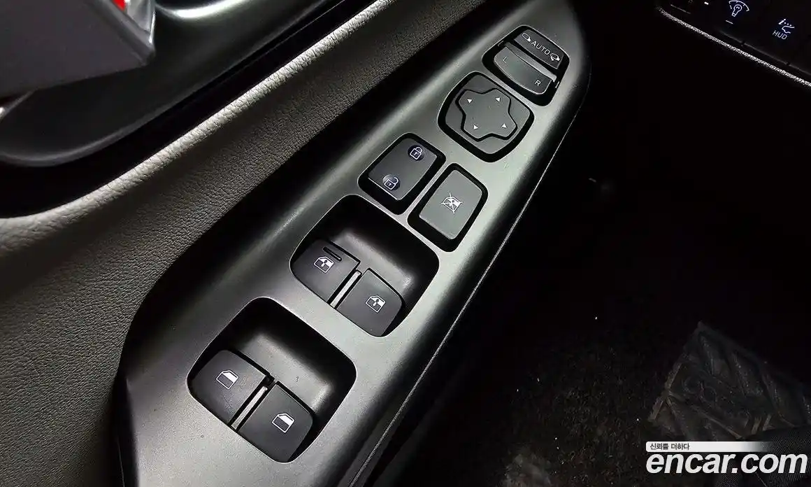 Hyundai Kona 2021 1.6 Автомат в Москве № 112974, фото 9