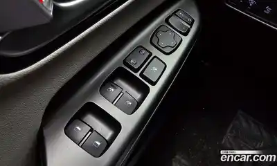 Hyundai Kona 2021 1.6 Автомат в Москве № 112974, миниатюра 9