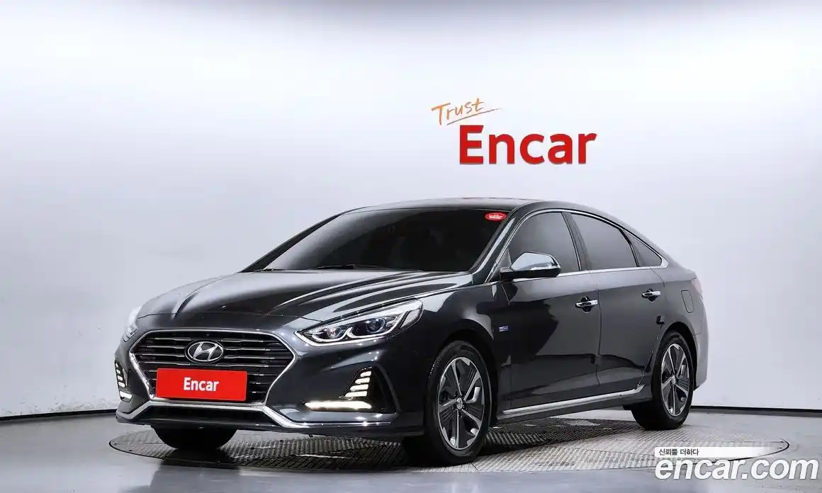 Hyundai Sonata 2019 2.0 Автомат в Москве № 114832, фото 9