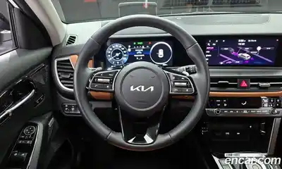 Kia Seltos 2025 1.6 Автомат в Москве № 115123, миниатюра 10