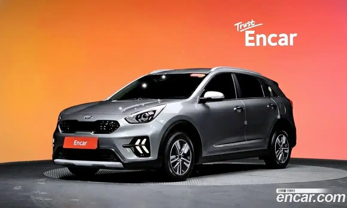Kia Niro 2020 1.6 Автомат в Москве № 115553, фото 13
