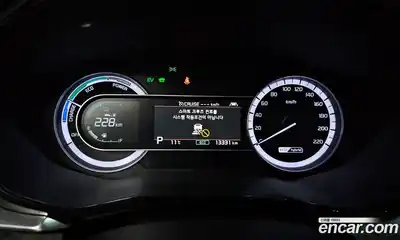 Kia Niro 2020 1.6 Автомат в Москве № 115553, миниатюра 2